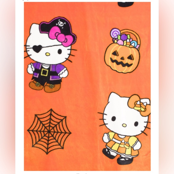 Hello Kitty Halloween - Picture 3 of 3
